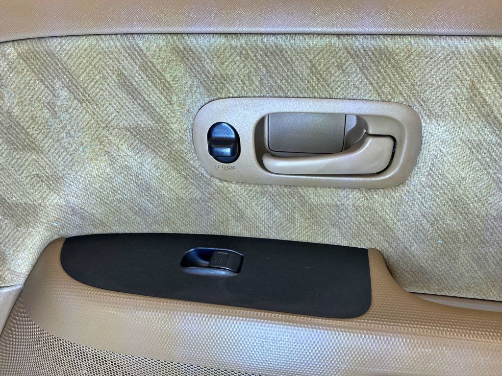 2004 Honda CR-V 4WD EX Automatic - 22999618 - 38