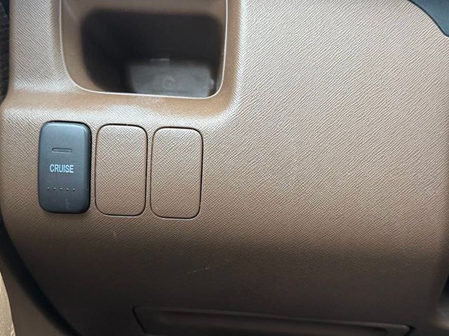 2004 Honda CR-V 4WD LX Automatic w/Side Airbags - 22964794 - 36