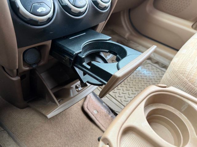 2004 Honda CR-V 4WD LX Automatic w/Side Airbags - 22964794 - 40