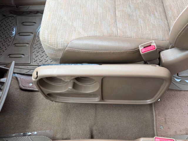 2004 Honda CR-V 4WD LX Automatic w/Side Airbags - 22964794 - 42