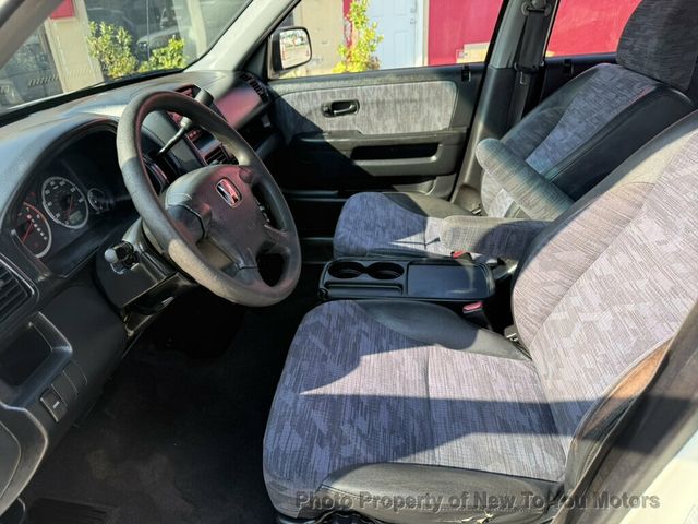 2004 Honda CR-V 4WD LX Automatic w/Side Airbags - 23079937 - 13