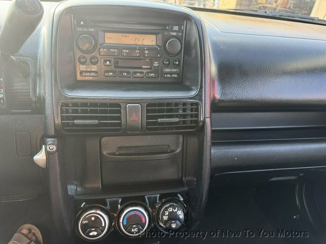 2004 Honda CR-V 4WD LX Automatic w/Side Airbags - 23079937 - 2