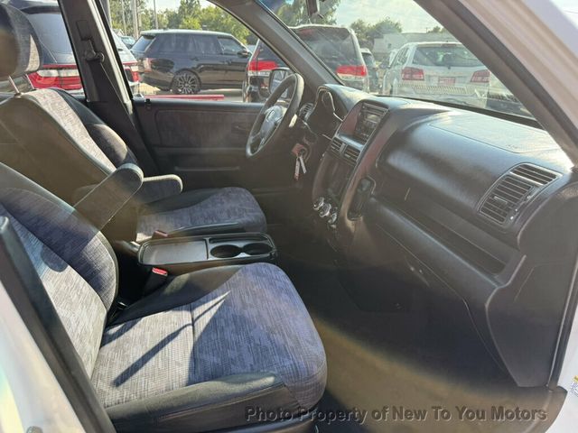 2004 Honda CR-V 4WD LX Automatic w/Side Airbags - 23079937 - 5