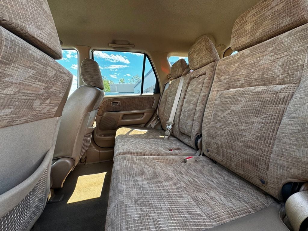 2004 Honda CR-V 4WD LX Manual - 23025608 - 11