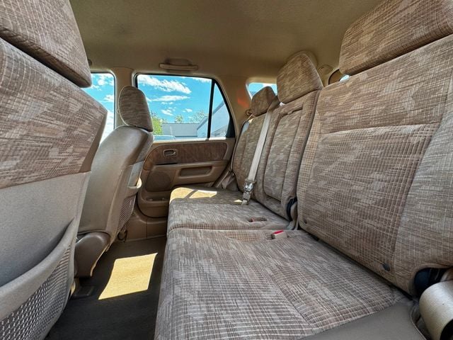 2004 Honda CR-V 4WD LX Manual - 23025608 - 11