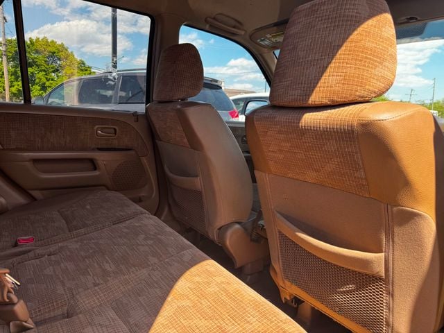 2004 Honda CR-V 4WD LX Manual - 23025608 - 12