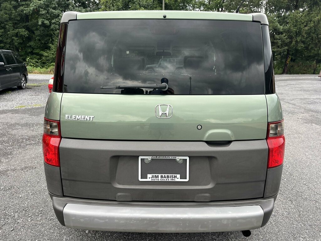 2004 Honda Element CLEAN CARFAX 5-speed manual AWD Utilitarian SUV - 23048699 - 6