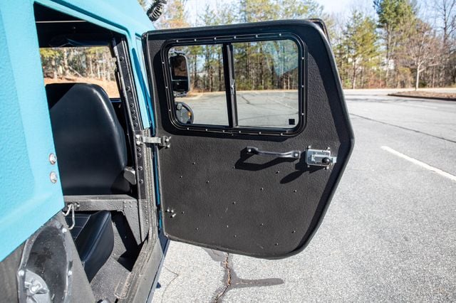 2004 HUMMER H1 4-Passenger Wagon Enclosed - 22957205 - 22