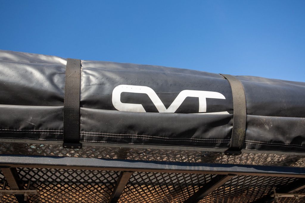 2004 HUMMER H1 4-Passenger Wagon Enclosed - 22957205 - 48