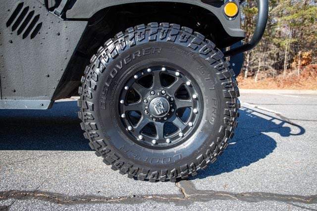 2004 HUMMER H1 4-Passenger Wagon Enclosed - 22957205 - 51