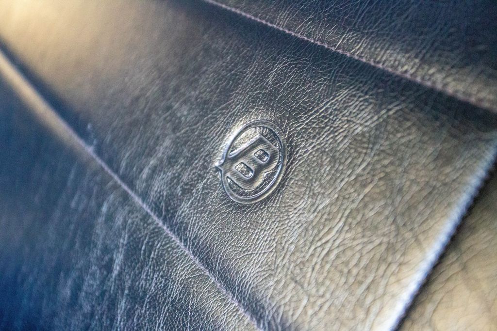 2004 HUMMER H1 4-Passenger Wagon Enclosed - 22957205 - 64