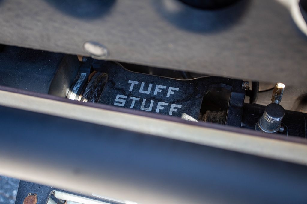 2004 HUMMER H1 4-Passenger Wagon Enclosed - 22957205 - 69