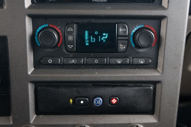 2004 HUMMER H2 4dr Wagon - 23037007 - 32