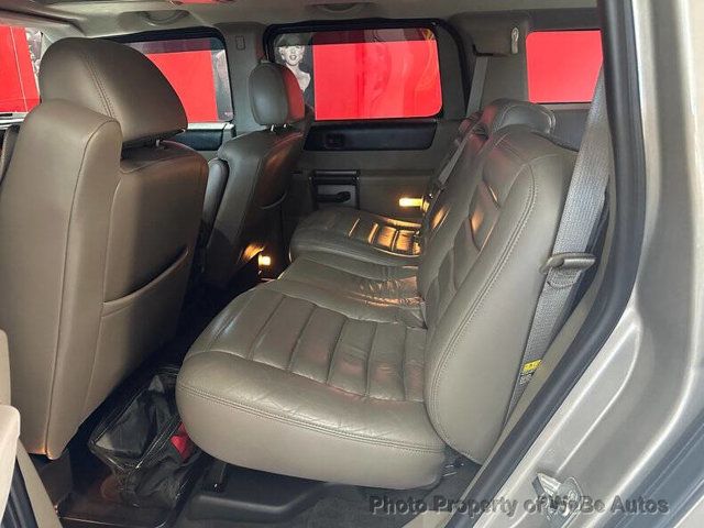 2004 HUMMER H2 4dr Wagon - 23043538 - 37