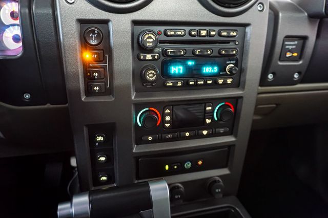 2004 HUMMER H2 *Victory Red H2* *Super Clean* *Extremely Well Kept* - 23020237 - 10