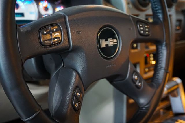 2004 HUMMER H2 *Victory Red H2* *Super Clean* *Extremely Well Kept* - 23020237 - 68