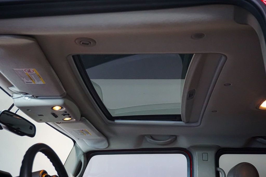 2004 HUMMER H2 *Victory Red H2* *Super Clean* *Extremely Well Kept* - 23020237 - 69