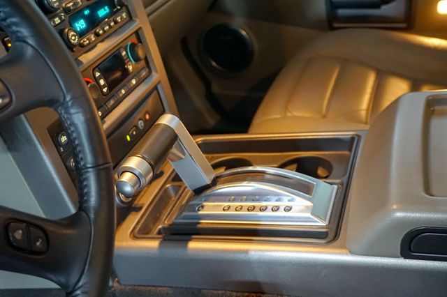 2004 HUMMER H2 *Victory Red H2* *Super Clean* *Extremely Well Kept* - 23020237 - 70