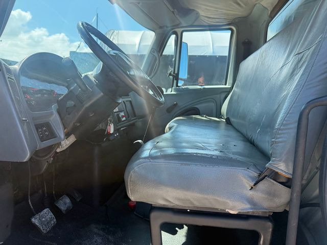 2004 International 4300 Chipper Dump Truck  - 23032255 - 12