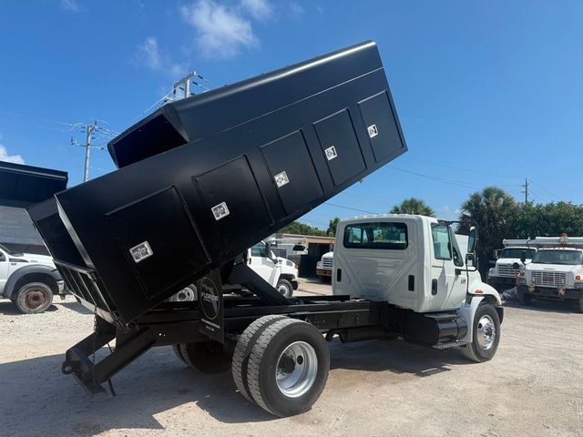 2004 International 4300 Chipper Dump Truck  - 23032255 - 4