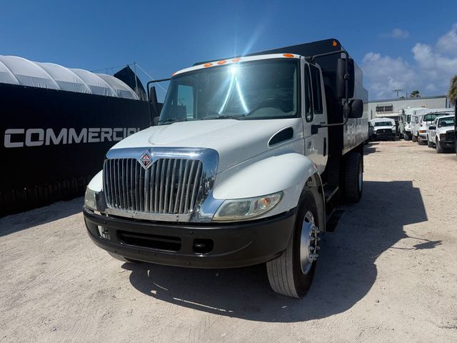 2004 International 4300 Chipper Dump Truck  - 23032255 - 7