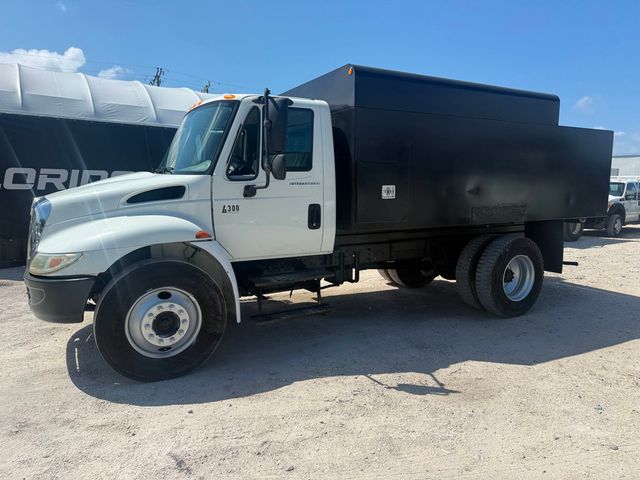 2004 International 4300 Chipper Dump Truck  - 23032255 - 8