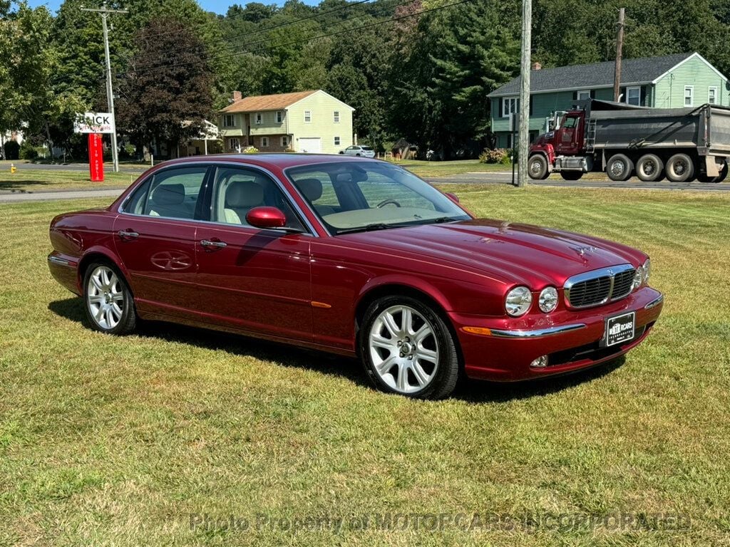 2004 Jaguar XJ 4dr Sedan XJ8 - 22605371 - 1