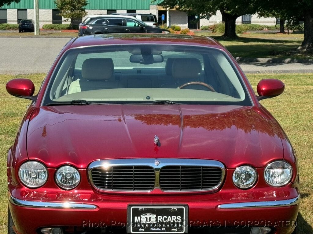 2004 Jaguar XJ 4dr Sedan XJ8 - 22605371 - 2