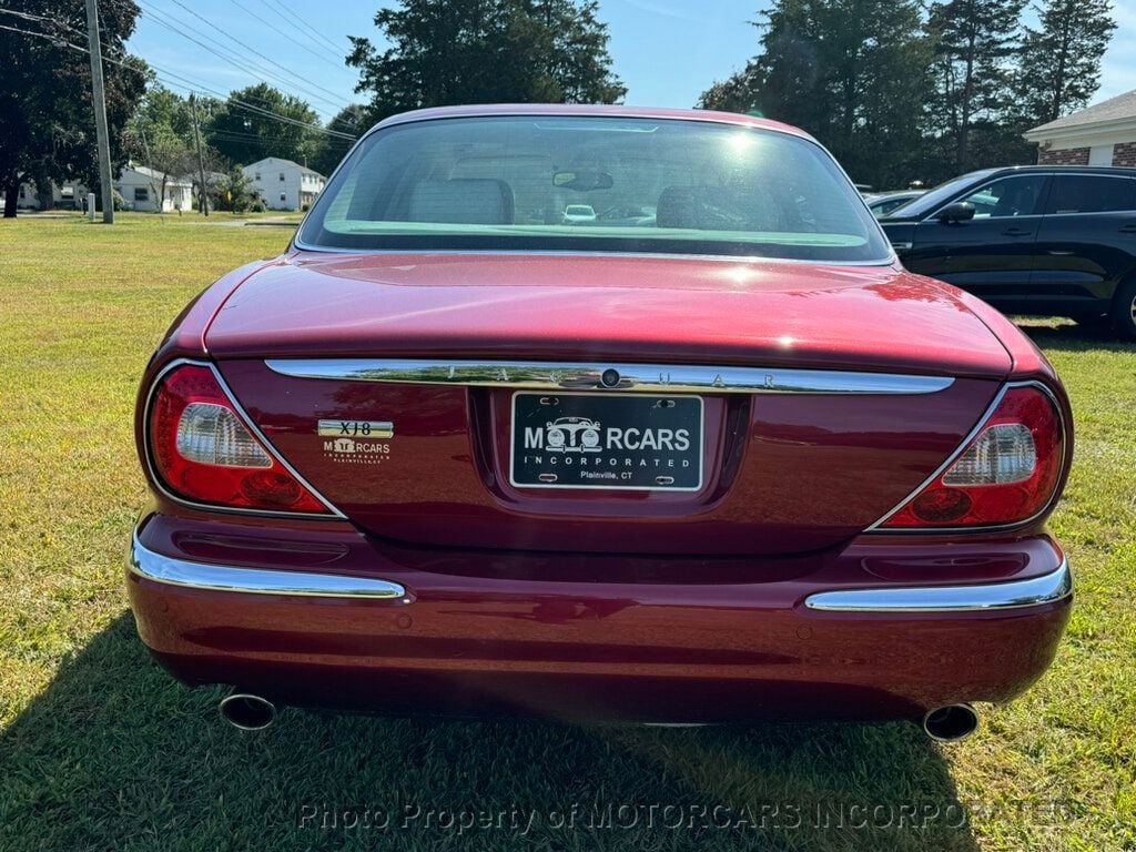 2004 Jaguar XJ 4dr Sedan XJ8 - 22605371 - 5