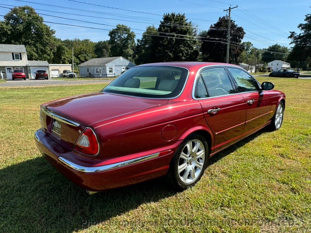 2004 Jaguar XJ 4dr Sedan XJ8 - 22605371 - 6