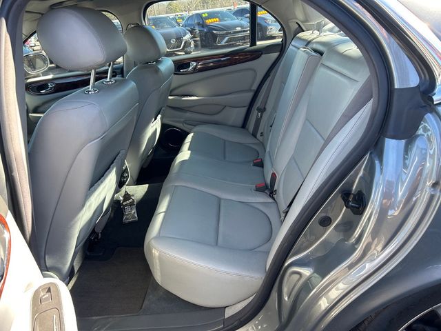 2004 Jaguar XJ 4dr Sedan XJ8 - 22989450 - 6