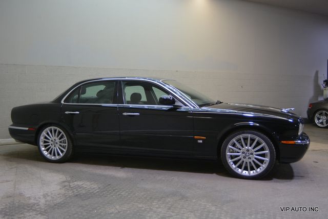 2004 Jaguar XJ 4dr Sedan XJR - 22974866 - 27