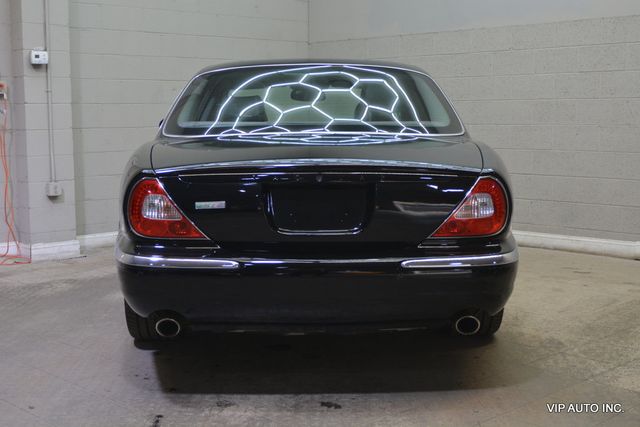 2004 Jaguar XJ 4dr Sedan XJR - 22974866 - 33