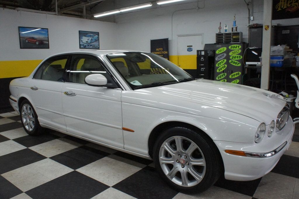 2004 Jaguar XJ Classy & Powerful! - 21967073 - 11