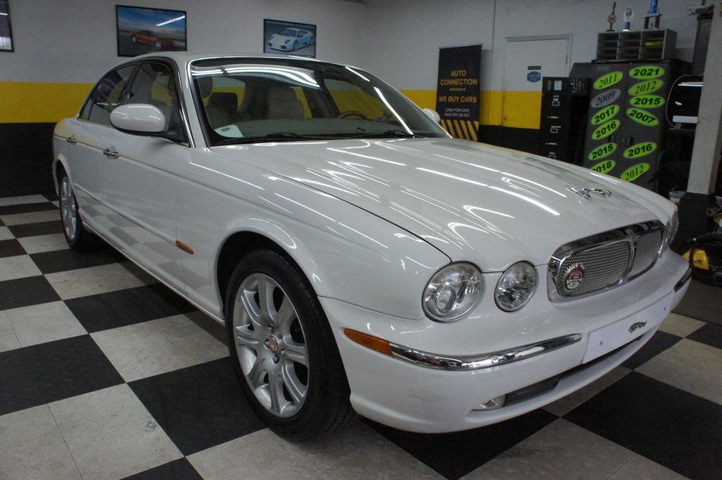 2004 Jaguar XJ Classy & Powerful! - 21967073 - 1