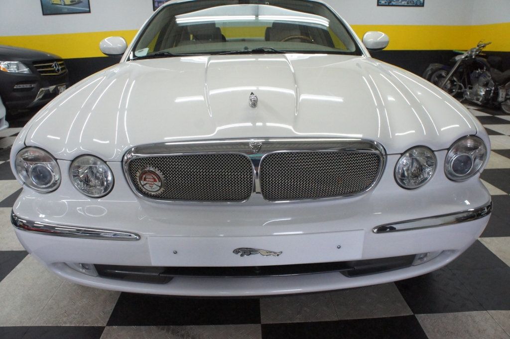 2004 Jaguar XJ Classy & Powerful! - 21967073 - 39