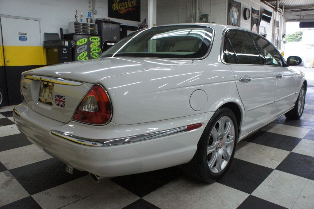 2004 Jaguar XJ Classy & Powerful! - 21967073 - 4