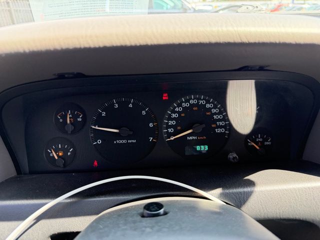 2004 Jeep Grand Cherokee 4dr Laredo - 23071159 - 9
