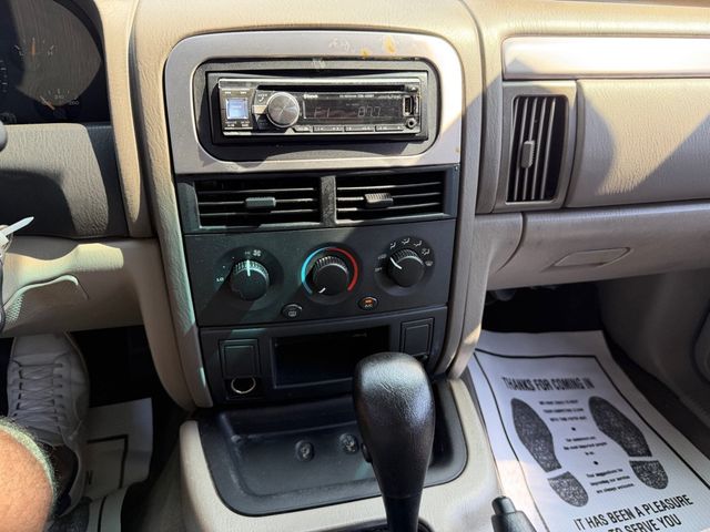 2004 Jeep Grand Cherokee 4dr Laredo - 23071159 - 8