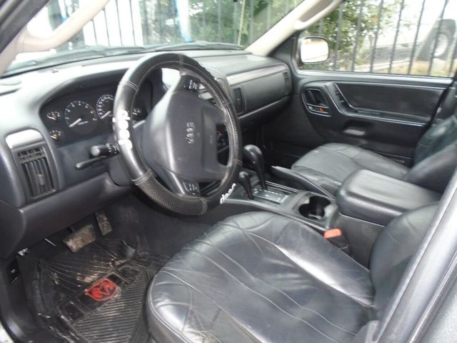 2004 Jeep Grand Cherokee 4dr Laredo 4WD - 21232579 - 3