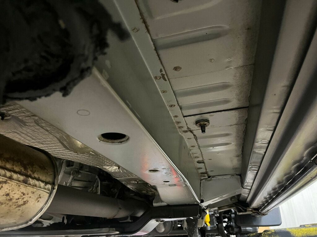 2004 Jeep Grand Cherokee Overland 4.7L H.O 4x4 RUST FREE - 22799189 - 22