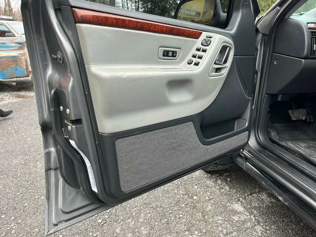 2004 Jeep Grand Cherokee Overland 4.7L H.O 4x4 RUST FREE - 22799189 - 41