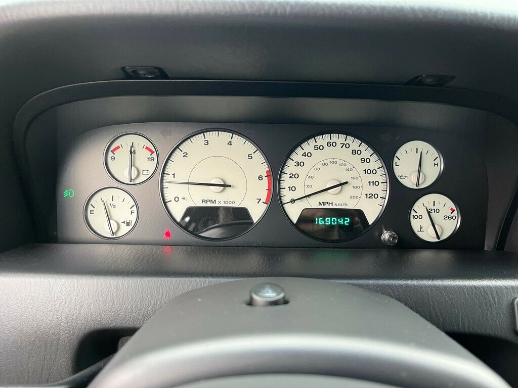 2004 Jeep Grand Cherokee Overland 4.7L H.O 4x4 RUST FREE - 22799189 - 77