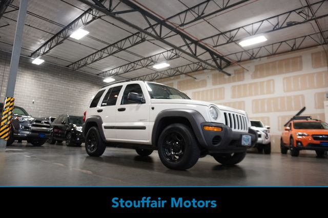 2004 Jeep Liberty 4dr Sport - 23015681 - 0