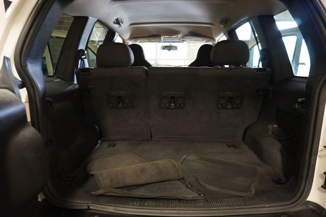 2004 Jeep Liberty 4dr Sport - 23015681 - 10