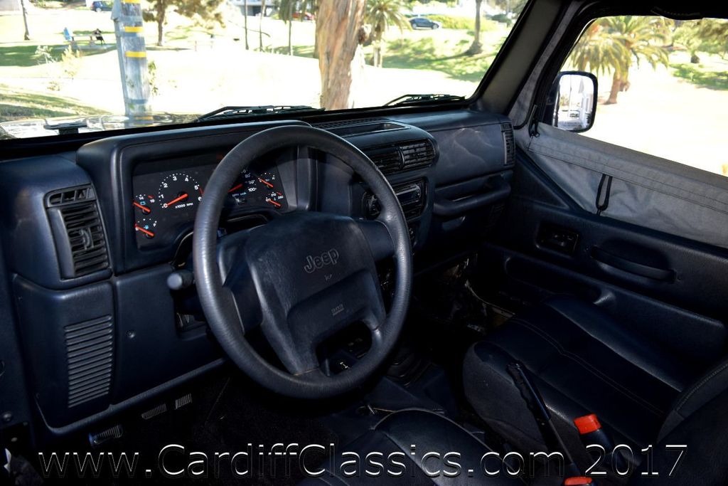 2004 Jeep Wrangler 2dr SE - 17112187 - 19