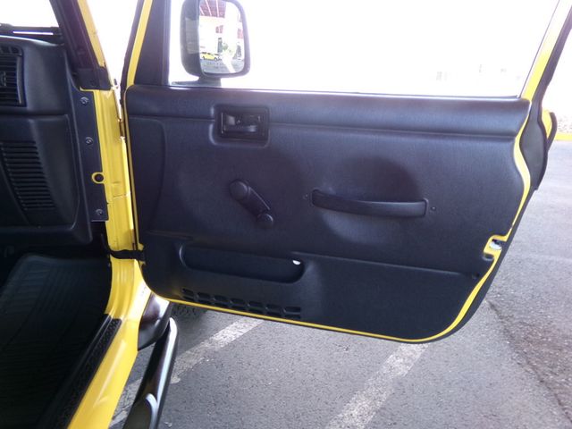 2004 Jeep Wrangler 2dr X - 23036839 - 10