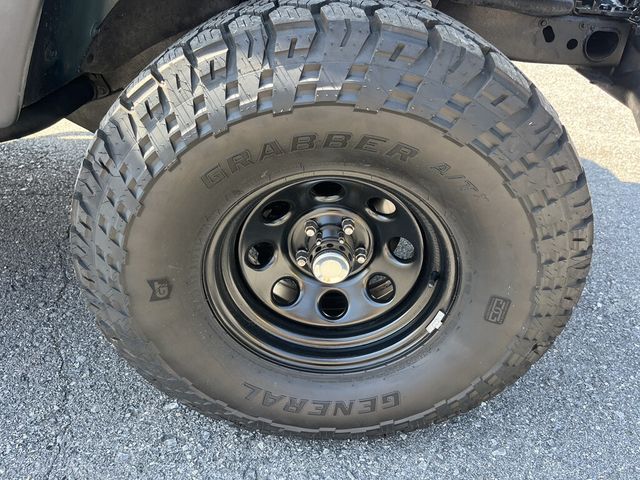 2004 Jeep Wrangler Lifted 2 Door 4.0L 6-speed Manual Off Road TJ - 23042035 - 28
