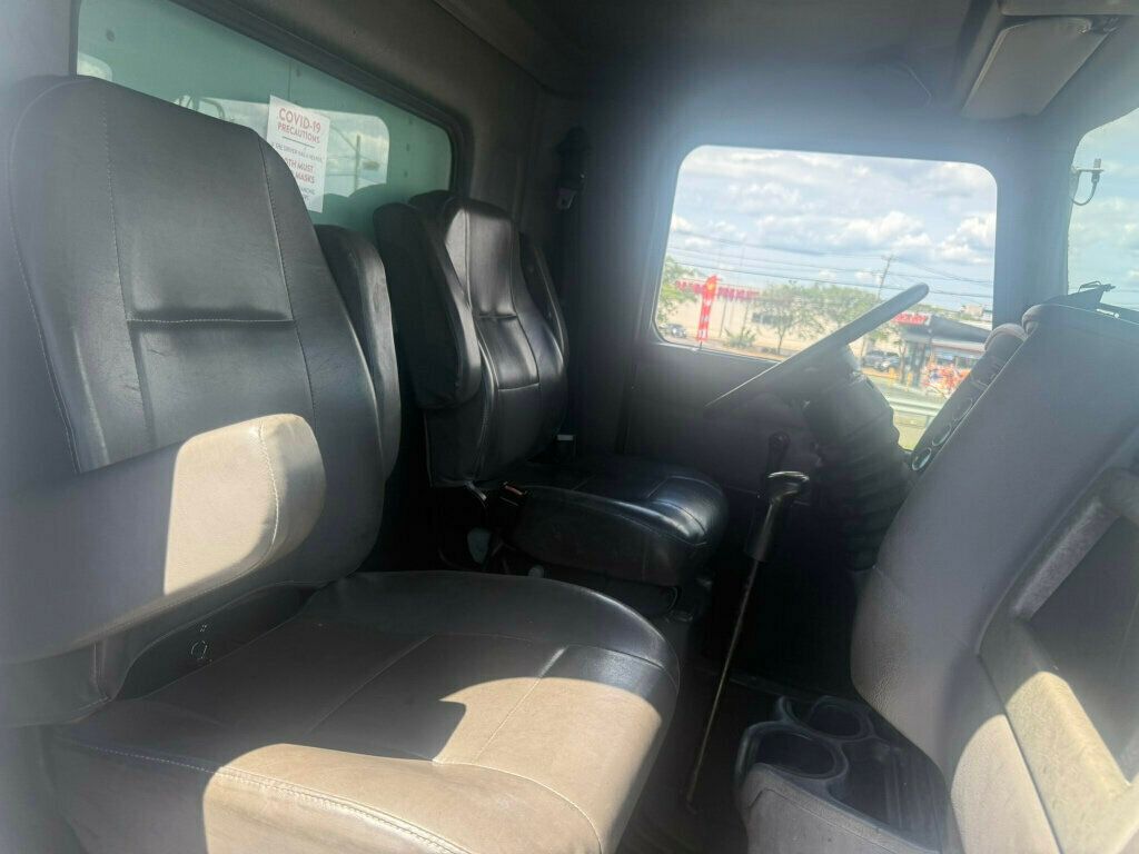 2004 Kenworth T300 22 FOOT BOX TRUCK FINANCING AVAILABLE MANUAL DRIVE MANY OTHERS IN STOCK - 22907756 - 11