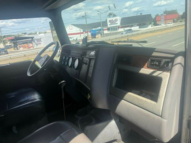 2004 Kenworth T300 22 FOOT BOX TRUCK FINANCING AVAILABLE MANUAL DRIVE MANY OTHERS IN STOCK - 22907756 - 12